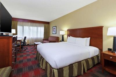 Doubletree Hotel Holland 