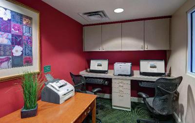 Hilton Garden Inn Detroit Metro Airport