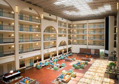 Embassy Suites by Hilton Cincinnati Northeast Blue