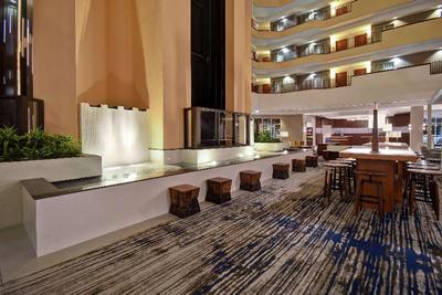 Embassy Suites by Hilton Charleston, WV