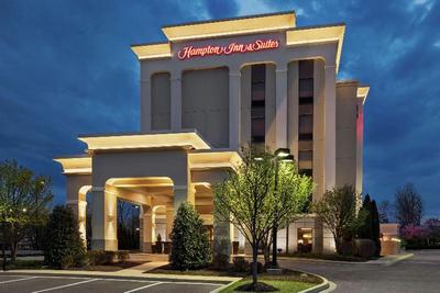 Hampton Inn & Suites Frederick-Fort Detrick