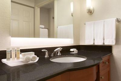 Larkspur Landing Toledo-Maumee