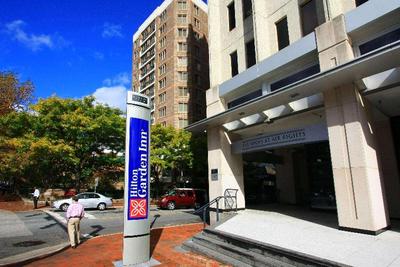 Hilton Garden Inn Bethesda Downtown