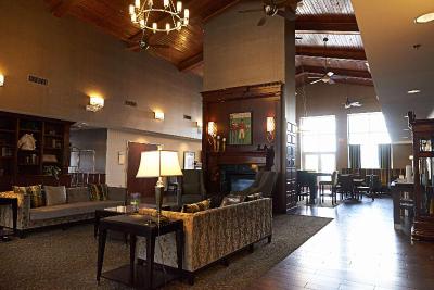 Hampton Inn & Suites Scottsburg