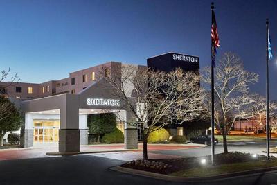 Richmond Airport Hotel