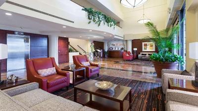 DoubleTree Suites by Hilton Cincinnati - Blue Ash