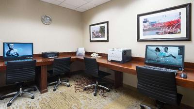 DoubleTree Suites by Hilton Cincinnati - Blue Ash