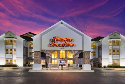 Hampton Inn & Suites Chicago/ Hoffman Estates