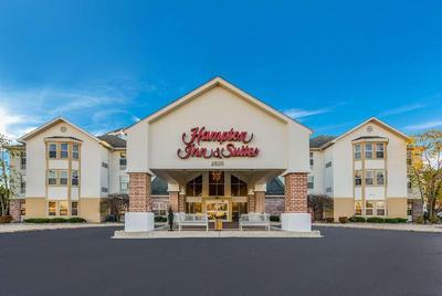Hampton Inn & Suites Chicago/ Hoffman Estates