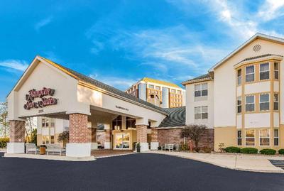 Hampton Inn & Suites Chicago/ Hoffman Estates