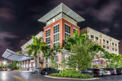 Cambria Suites Airport South & Cruise Port