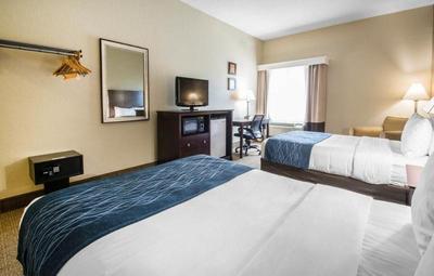 Comfort Inn & Suites DeLand - near University