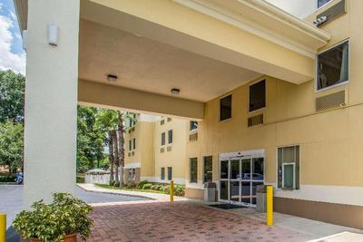 Comfort Inn & Suites DeLand - near University