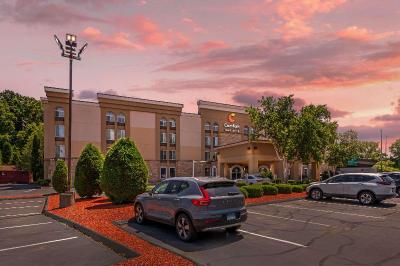 Comfort Inn and Suites East Hartford