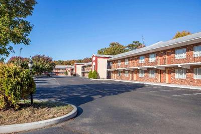 Quality Inn & Suites Millville - Vineland