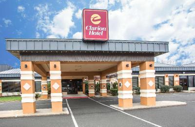 Clarion Hotel & Conference Center - Toms River, NJ