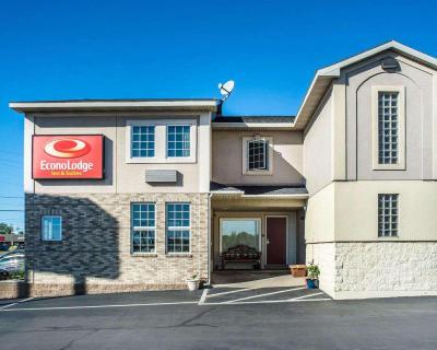 Econo Lodge Airport North Syracuse