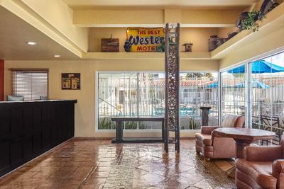 Historic Coronado Motor Hotel by OYO