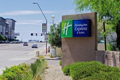 Holiday Inn Express & Suites Phoenix Tempe