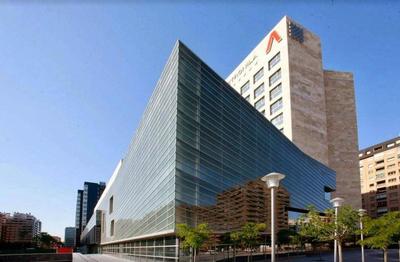 Reina Petronila Hotel