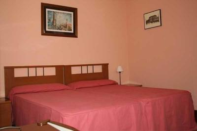 Hostal Hispalense