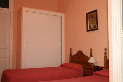 Hostal Hispalense