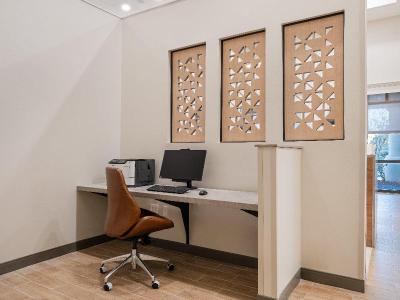 Candlewood Suites Birmingham - Inverness
