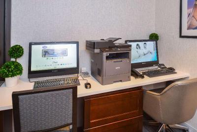 Hampton Inn & Suites Denver - Speer Boulevard