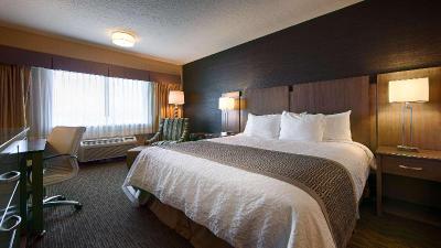 Best Western Plus Cotton Tree Inn