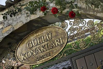 Gullu Konaklari