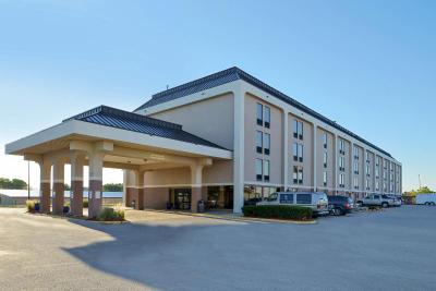 New Victorian Inn & Suites