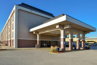 New Victorian Inn & Suites