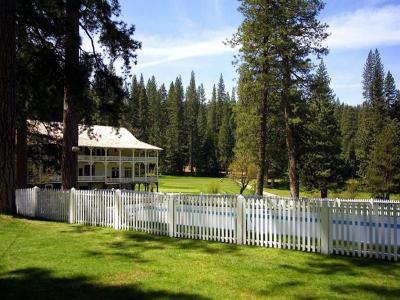 Wawona Hotel