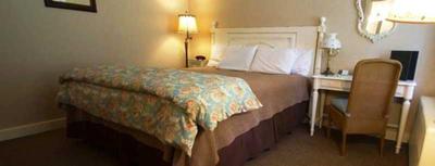 Wawona Hotel