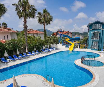 Blue Pearl Hotel