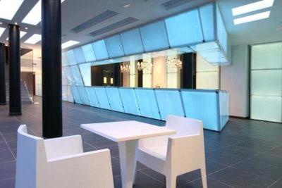 Apolo Suites Rentalmar
