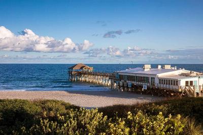 La Quinta Inn & Suites by Wyndham Cocoa Beach