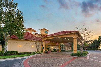 La Quinta Inn and Suites USF - Busch Gardens