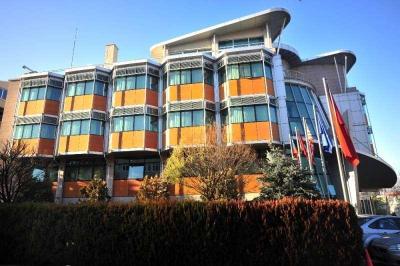 Hotel Midi