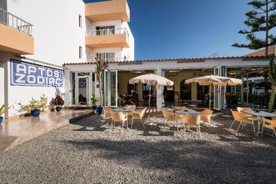 Zodiac Apartamentos