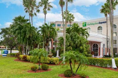 Holiday Inn Express Miami Airport Doral Area