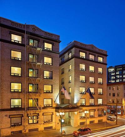 Mark Spencer Hotel