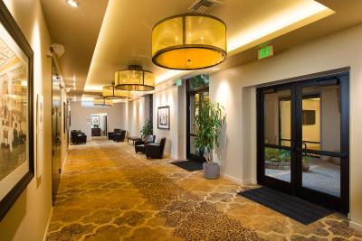 Mark Spencer Hotel