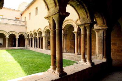 Monestir de les Avellanes Meeting and Ecoresort