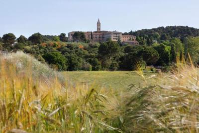 Monestir de les Avellanes Meeting and Ecoresort