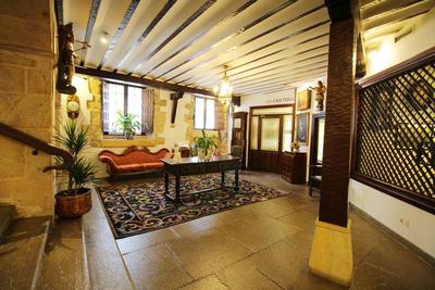 Hotel Santillana