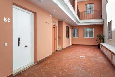 Apartamentos Metrópolis Sevilla