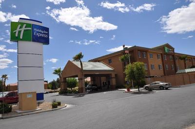 Holiday Inn Express Nellis