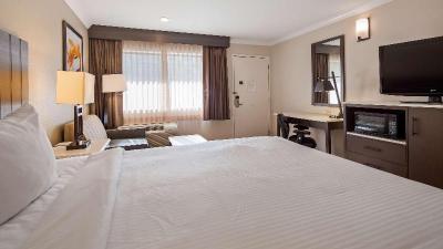Best Western Plus Orange County Airport