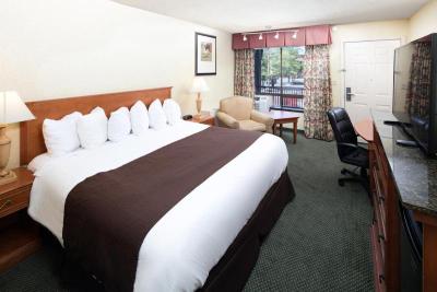 Red Lion Inn and Suites Missoula